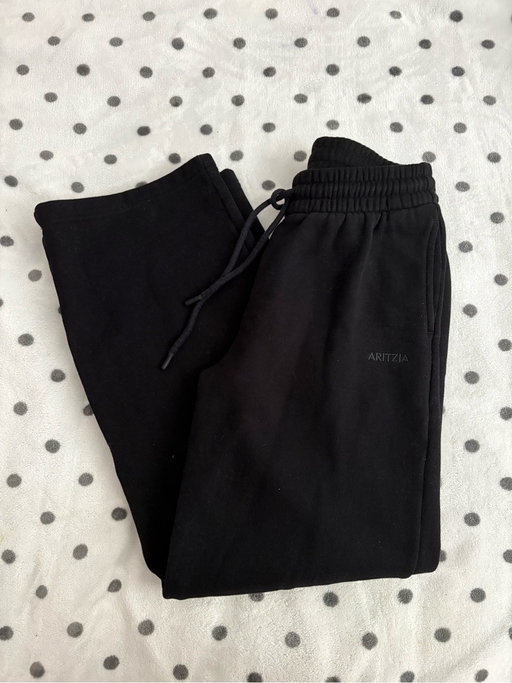 Aritzia Black Sweatpants